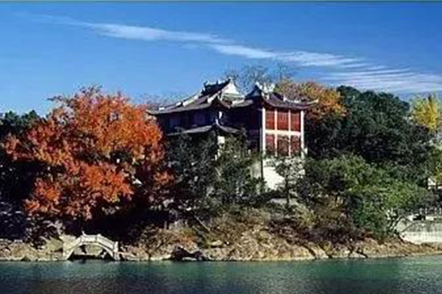 奉化岩头古村漂流为您简述漂流都需要准备什么东西！