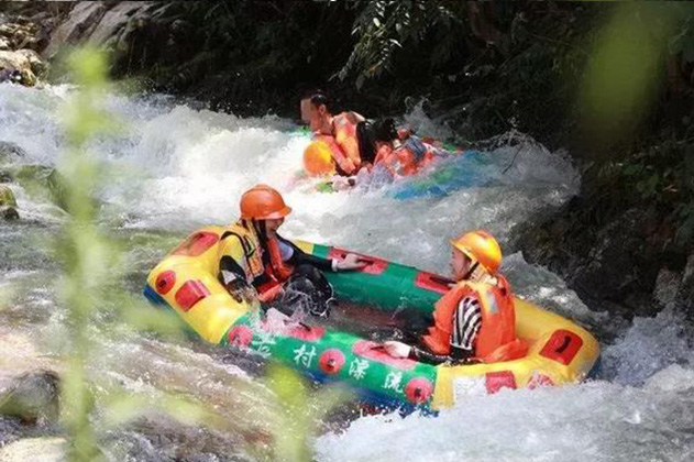 宁波奉化岩头古村漂流，全程6华里，激情1小时！